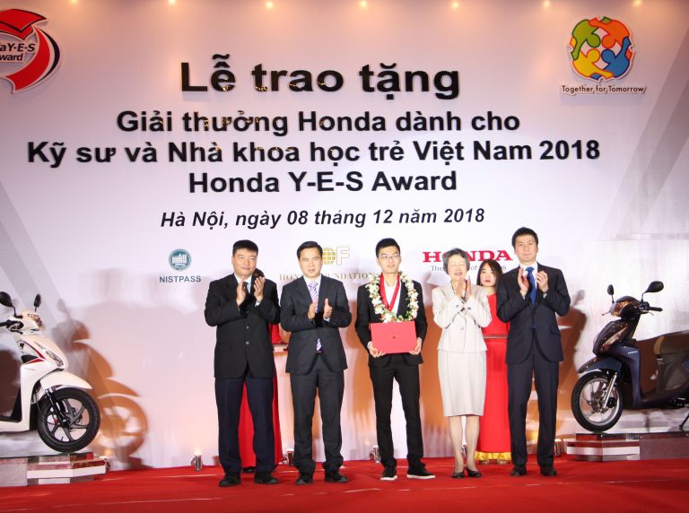 Sinh viên Nguyễn Như Cường nhận Giải thưởng Honda Y-E-S năm 2018