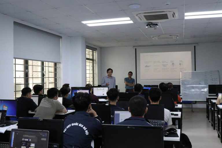 Khai giảng khóa học Phát triển giao thức mạng 4G/5G