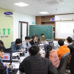 Giáo sư Đại học California giảng cho học viên chương trình VNU-Samsung Technology Track