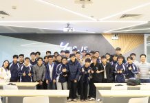 Sinh viên Khoa Điện tử Viễn thông tham quan công ty Synopsys tại Hà Nội