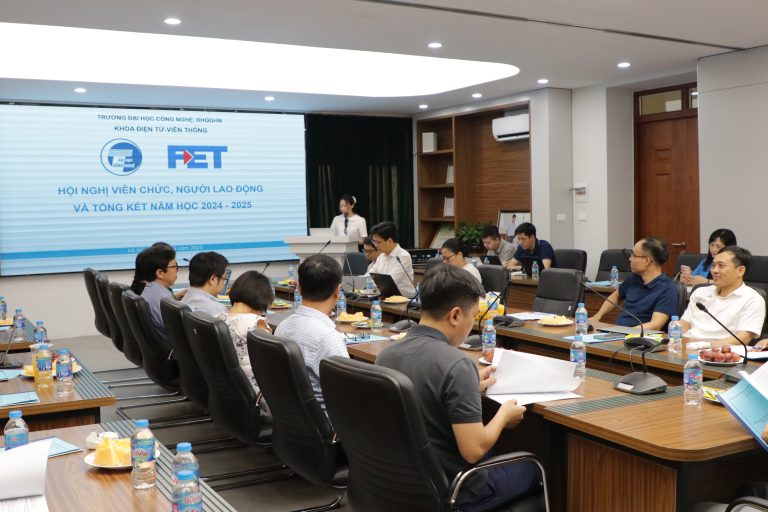 Hội nghị Tổng kết năm học 2024-2025 Khoa Điện tử Viễn thông