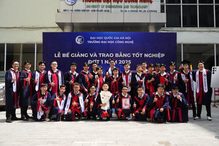 Lễ bế giảng và trao bằng tốt nghiệp đợt 1 năm 2025